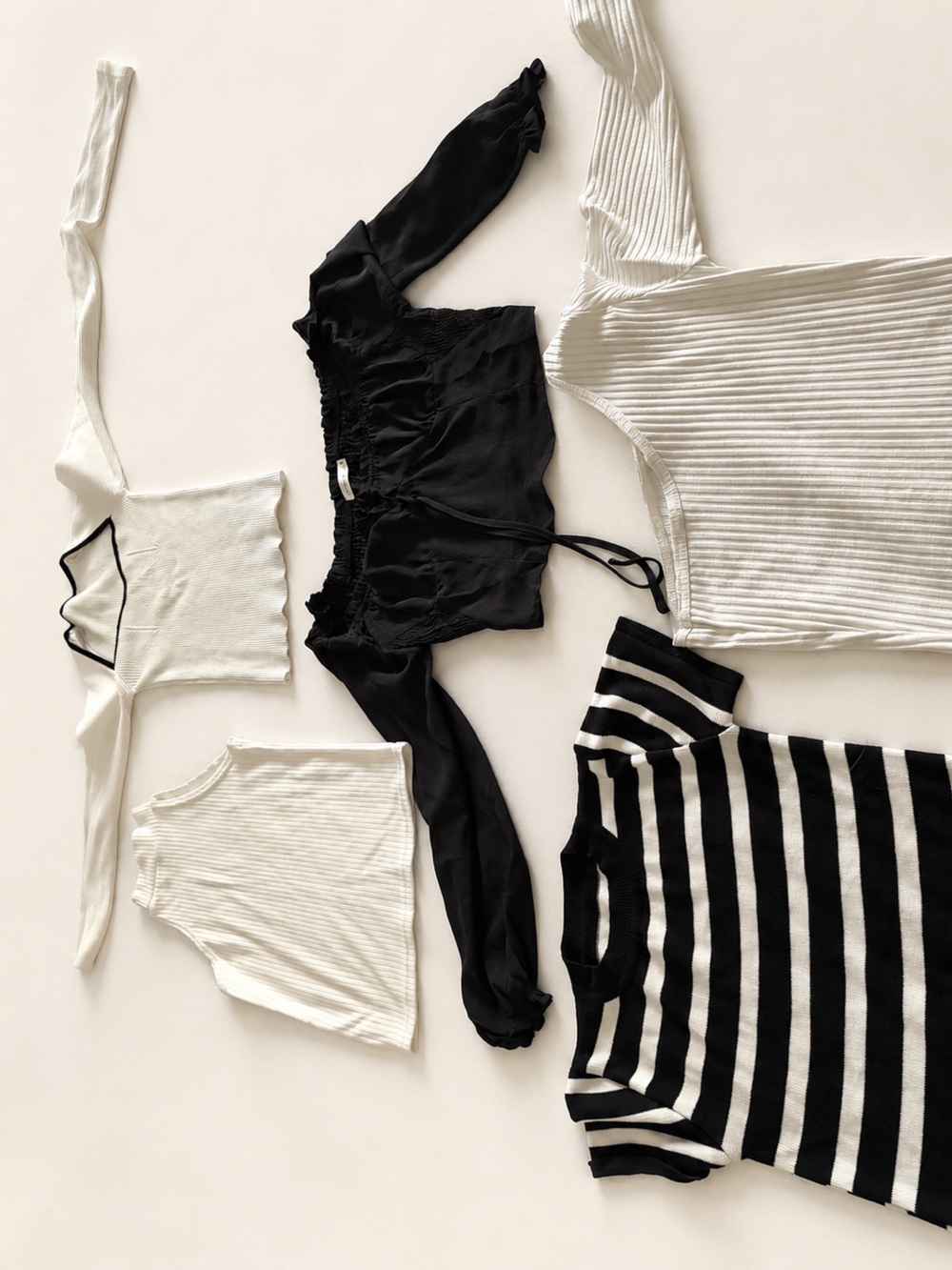 Bundle of 5 Women’s Tops Sizes S & M – SHEIN & Active USA